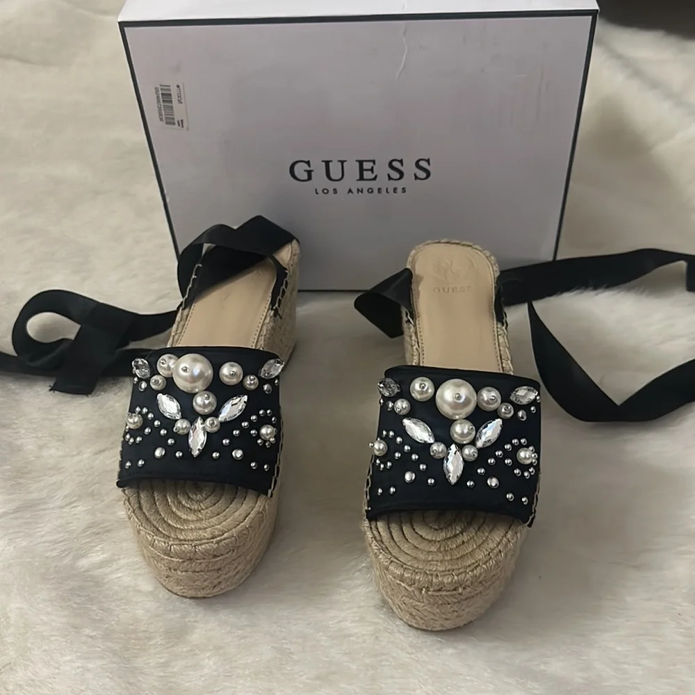 GUESS jeweled tie up espadrilles size 6 with box! Worn once !!! - Picture 2 of 5